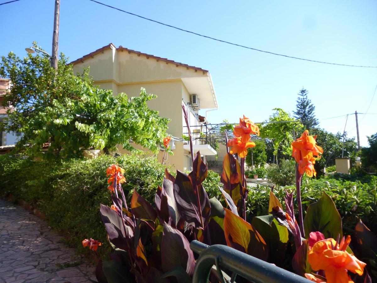 Giannis Apartment Agios Georgios Pagon Exterior photo